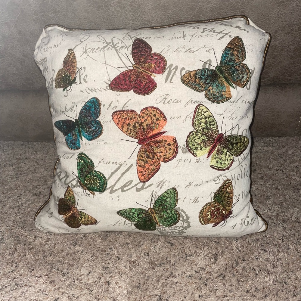 Pier 1 Imports Throw Pillow Embroidered Butterflies Colorful Size 15"x15"
